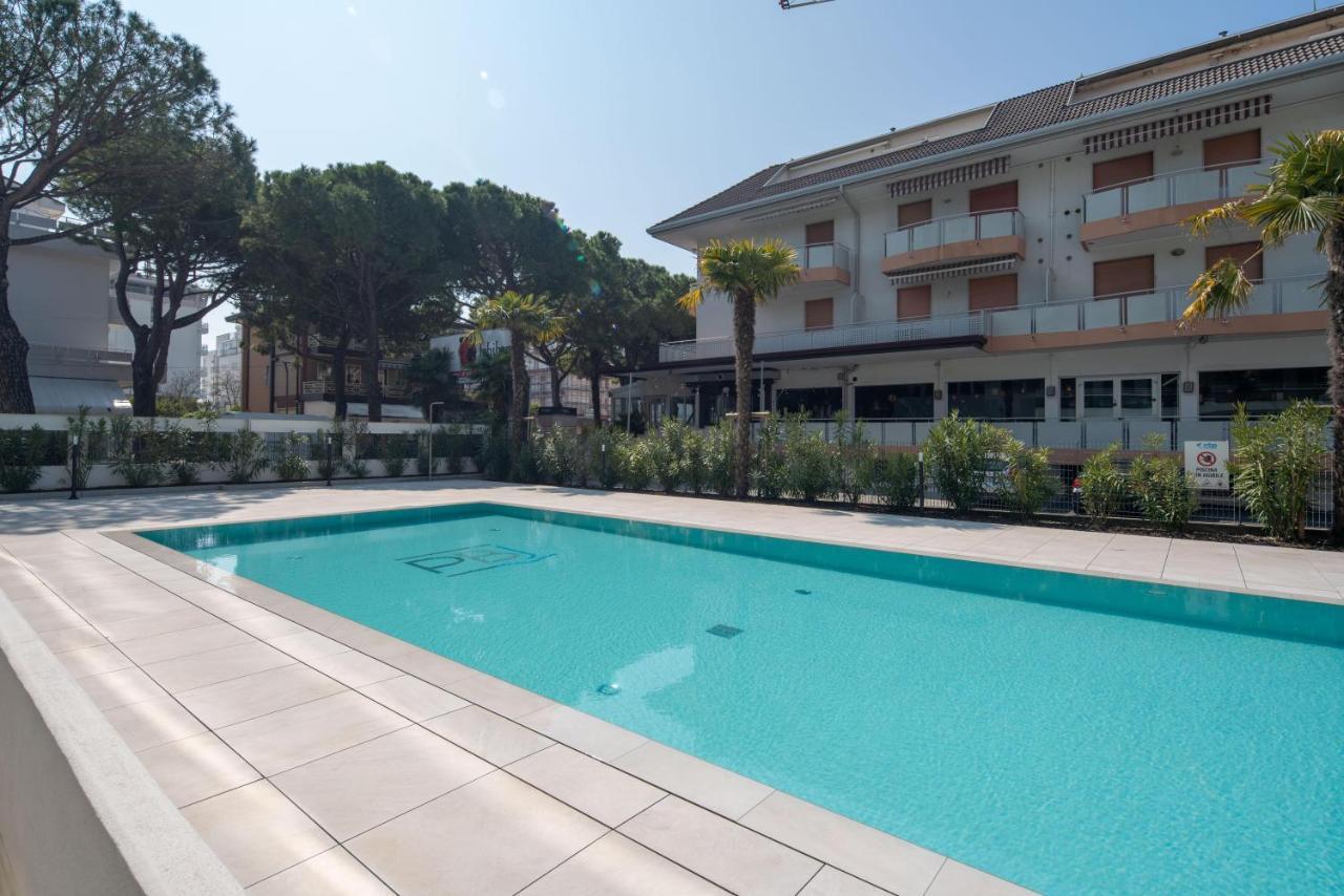 Palm Beach Jesolo Luaran gambar